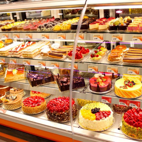 Tânăr de 21 de ani prins după ce a furat 3.000 de lei dintr-o patiserie din Rovinari