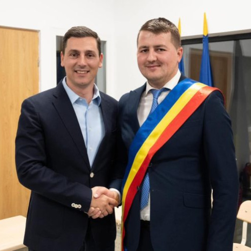 Primarul din Poienile de sub Munte renunță la funcție din motive personale