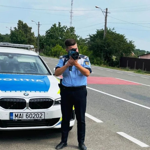 Polițiștii rutieri din Vrancea acționează pentru reducerea vitezei excesive pe drumurile județene