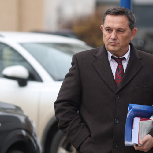 Gheorghe Piperea cere dovezi clare pentru acuzațiile legate de motiunea de cenzură și amenință cu proces împotriva Comisiei Europene