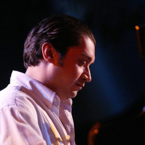 concert de jazz la galati cu pianistul Marius Vernescu