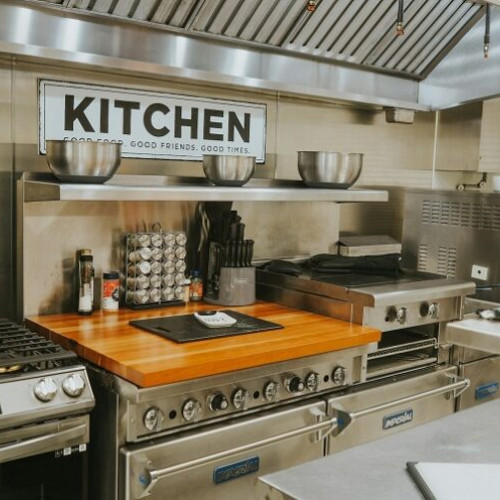 Echipamente esențiale pentru o bucătărie profesională eficientă