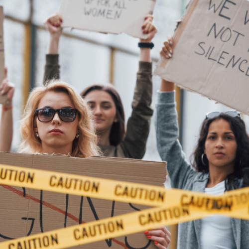 Senatul italian a adoptat proiectul de lege privind femicidul