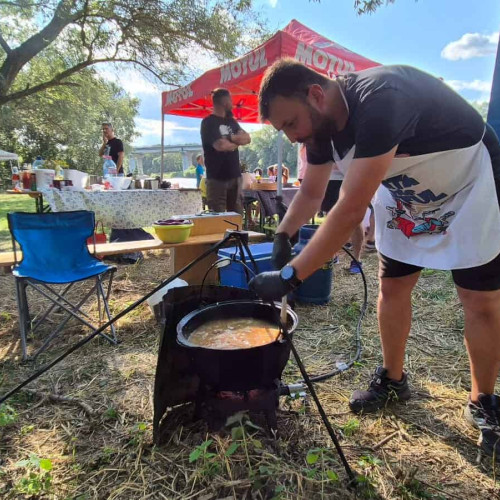 „Seara pescarilor” la Limba: tradiție și distracție în aer liber