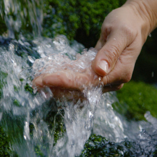 Izvoare potențial periculoase pentru sănătatea din Brașov, testate de DSP