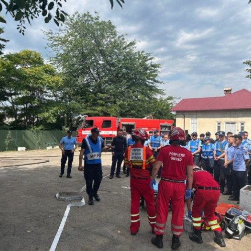 Exercitiu tactic LIVEX organizat de Jandarmii din Botoșani pentru testarea coordonării în situații de urgență