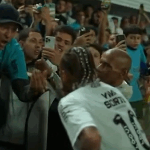 Neymar implicat într-un conflict cu un fan al echipei Santos după meciul pierdut în fața Internacional Porto Alegre