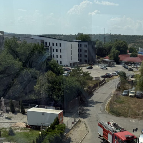 Detașamentul de Pompieri Târgu Jiu a intervenit la un incendiu la un apartament din zona Debarcader