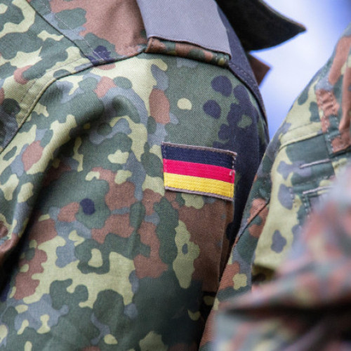 Ministerul german al apărării propune un nou model de serviciu militar obligatoriu și voluntar
