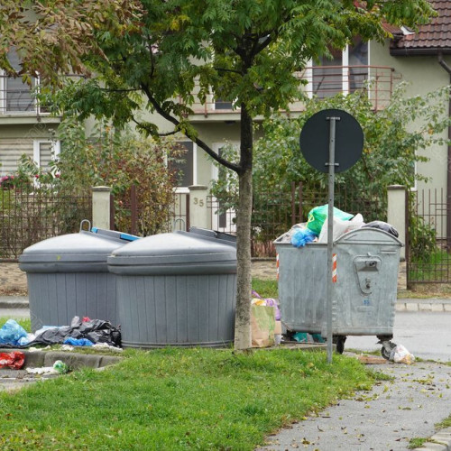 Primăria Bistrița intenționează dezafectarea platformelor de colectare a deșeurilor semi-ingropate