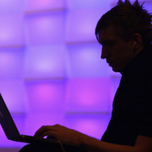 Tânăr din Botoșani condamnat pentru escrocherie online în perioada pandemiei