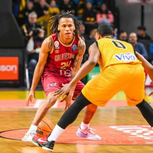 U-BT Cluj a semnat cu Daron Russell, un jucător de top din Europa