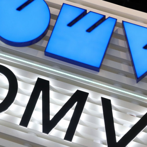 Austria are un interes crescut pentru piața din România, arată declarațiile președintelui Austriei, Alexander Van der Bellen, în cadrul unei conferințe comune cu președintele României. Potrivit acestuia, Austria se află pe locul doi printre investitorii în România, iar acest lucru confirmă interesul pentru colaborare și dezvoltare.