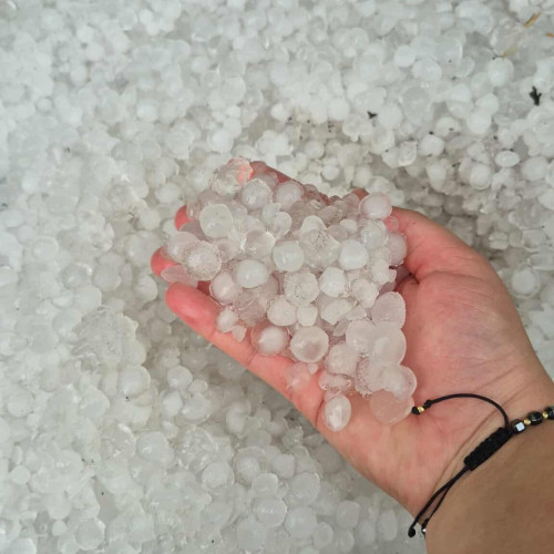 Grindina și averse torențiale în mai multe localități din județul Botoșani