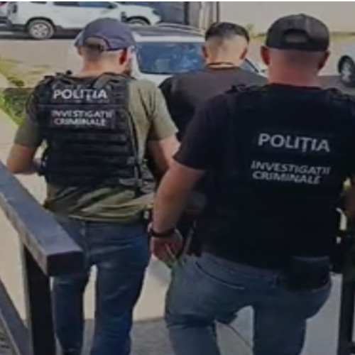 doi tineri din dorohoi, reținuți după un furt dintr-un magazin