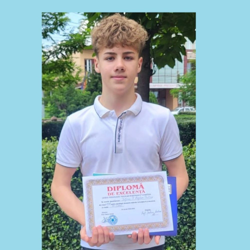 Un tânăr gimnazist din Cumpana, cu un palmares impresionant în natație, continuă să cucerească competițiile naționale și internaționale