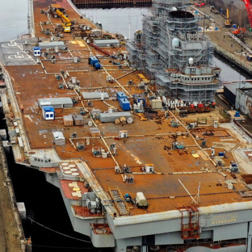 portavionul rus &quot;amiral kuznetov&quot;, potential de vanzare sau casare