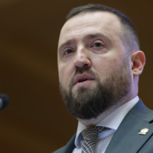 Premierul chinez solicită un consens global privind dezvoltarea inteligenței artificiale