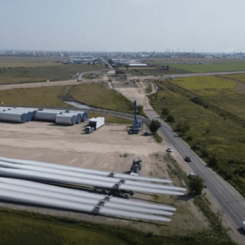 Primul parc eolian din județul Buzău începe să prindă formă