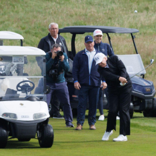 Donald Trump, în vizită în Scoția, stârnește controverse și măsuri de securitate stricte