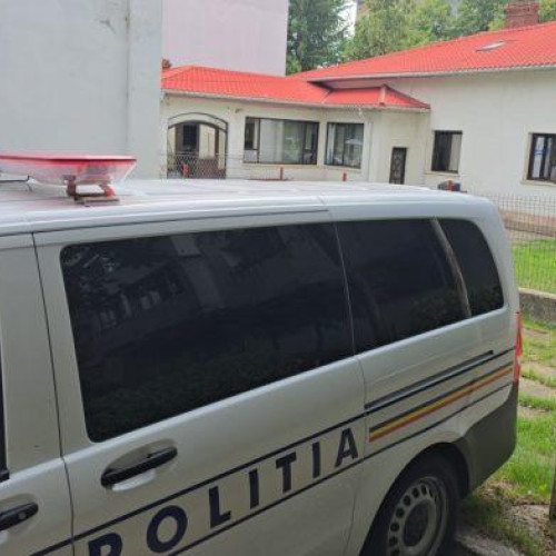 Tânăr de 18 ani, arestat preventiv pentru trafic de droguri în Botoșani