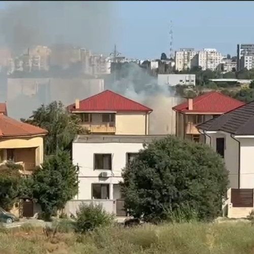 Incendiu în portul Tomis, aproape de plaja modern. O persoană a fost rănită