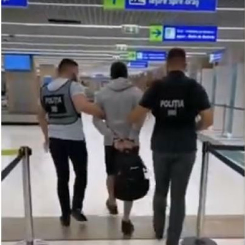 Bărbat ridicat de pe aeroport și transferat în Penitenciarul Botoșani