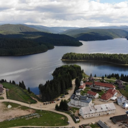 Sfantul Pantelimon, ocrotitorul medicilor și vindecătorul bolnavilor, sărbătorit pe 27 iulie