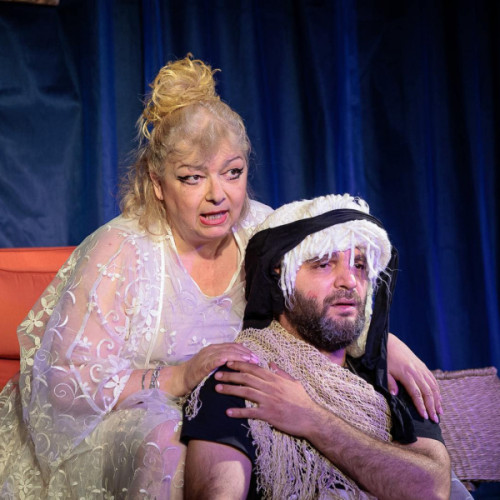 spectacolul „pandora” de la galati a dovedit ca sala nu a fost suficienta pentru a gazdui intreaga emotie si umor