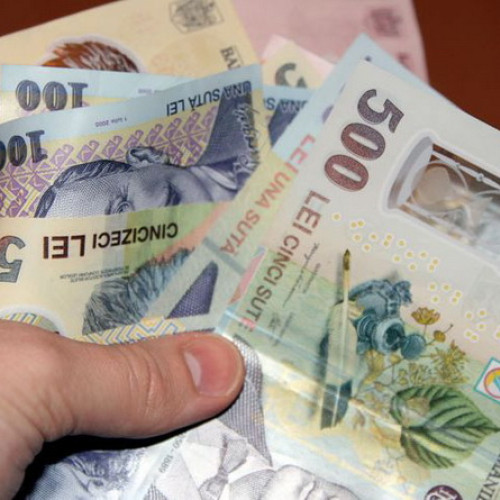 zeci de angajați ai agenției naționale pentru plăți și inspecție socială au primit ajutoare de urgență