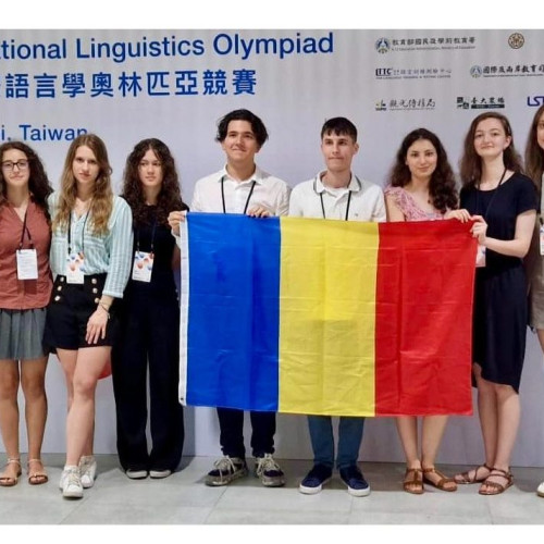 ioana-steliana barbu, elevă în clasa a XII-a la Colegiul Național &quot;Spiru Haret&quot; din Tulcea, a câștigat medalia de aur la o competiție națională. Potrivit ziarulamprenta.ro, ea a fost singura care a reușit această performanță printre elevii premiați.