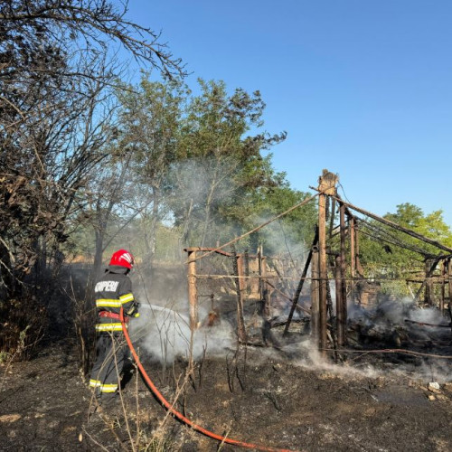 Incendiul din județul Tulcea a fost lichidat de echipaje de intervenție