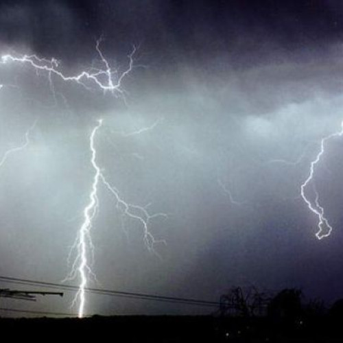 Avertizare cod roșu pentru județul Botoșani din cauza fenomenelor meteorologice severe