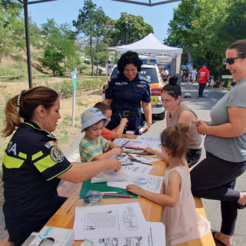 picnic urban în familie la Galați în 2025: polițiștii alături de copii