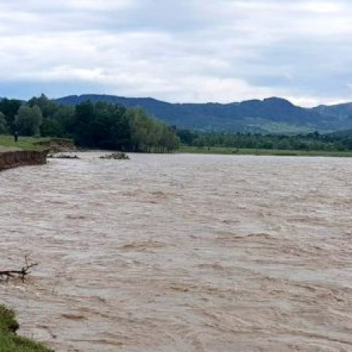 Avertizare hidrologică pentru județul Bacău din cauza condițiilor meteo severe