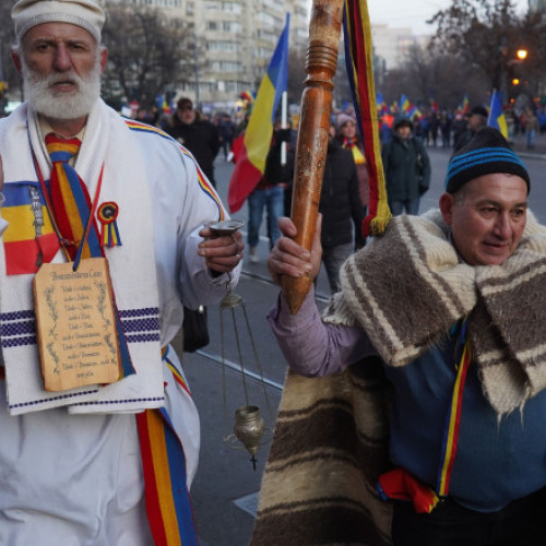 Democraticitatea în Europa în plină criză: doar 36% dintre europeni sprijină în mod consecvent valorile democratice