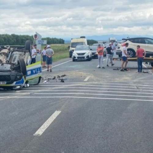 accident grav cu trei masini și politist aflat în misiune în județul Timiș
