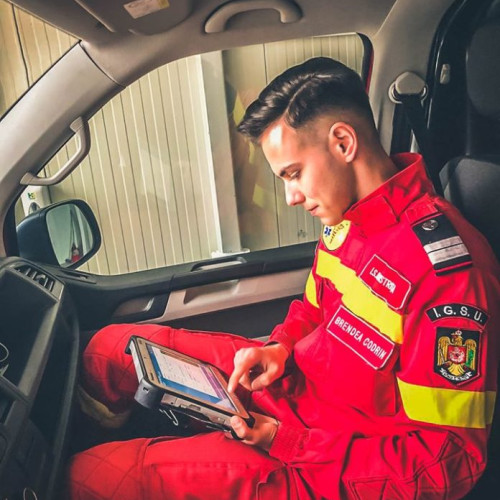 Număr record de apeluri la 112 din cauza caniculei și fenomenelor meteo extreme