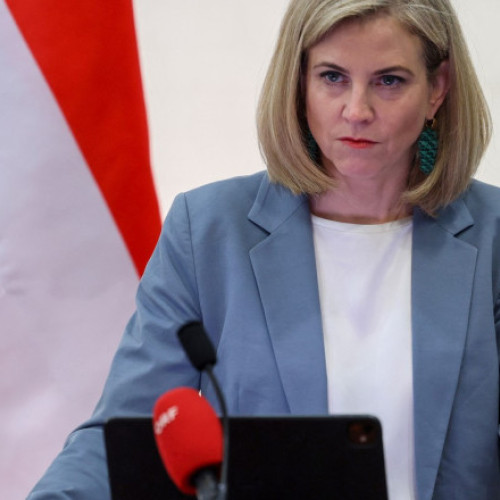 oficial austriac: trump a fost dispus sa cedeze Crimeea și estul Ucrainei în cadrul unui acord de pace