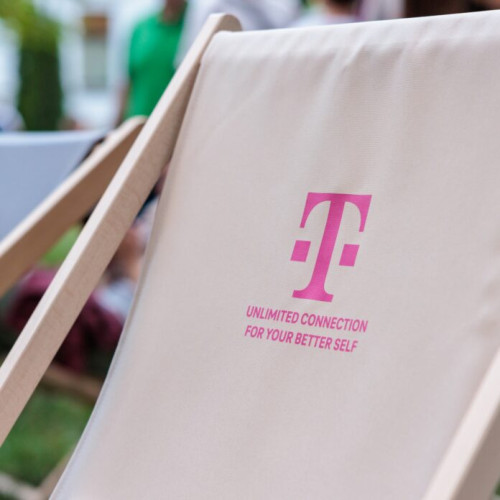 consiliul concurenței a aprobat achiziția activelor Telekom Romania Mobile de către Digi și Vodafone