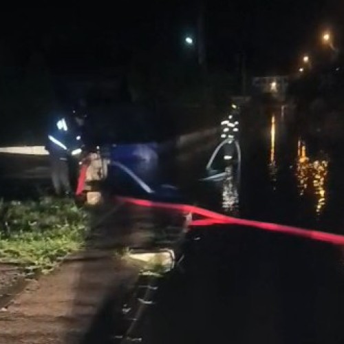 Trei localități din județul Botoșani au fost afectate de ploile torențiale și vijeliile produse de codurile roșu și portocaliu