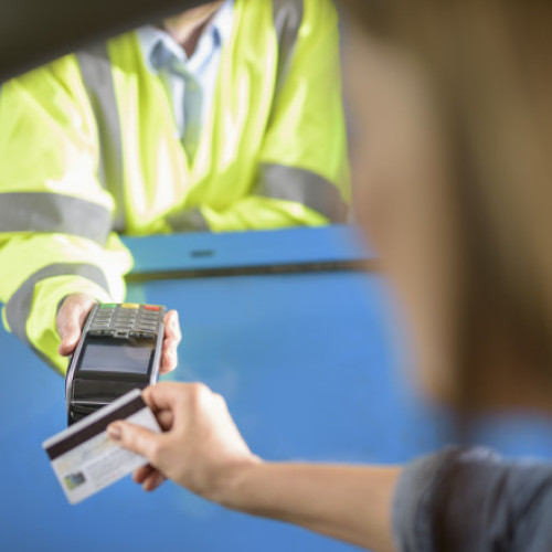 Creșteri ale tarifelor și sancțiunilor pentru folosirea drumurilor naționale din România începând cu 2025