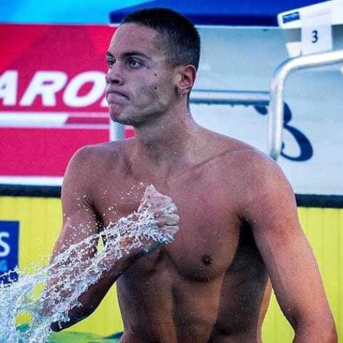 David Popovici, campionul olimpic en titre, va concura marți, 29 iulie, în finala probei de 200 de metri liber la Campionatul Mondial de înot de la Singapore. Competitia începe la ora 14:02 (ora României) și va fi transmisă în direct de TVR 1 și TVR Sport. Potrivit hotnews.ro, Popovici a ajuns în ultimul act al probei cu un timp de 1:45.02, cel mai bun din a doua semifinală, și va înota din culoarul al șaselea.
