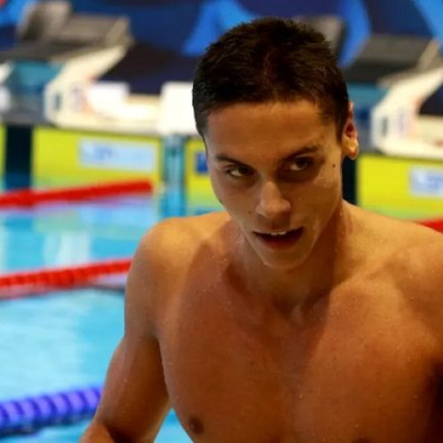 David Popovici a câștigat medalia de aur la Campionatul Mondial de natație de la Singapore