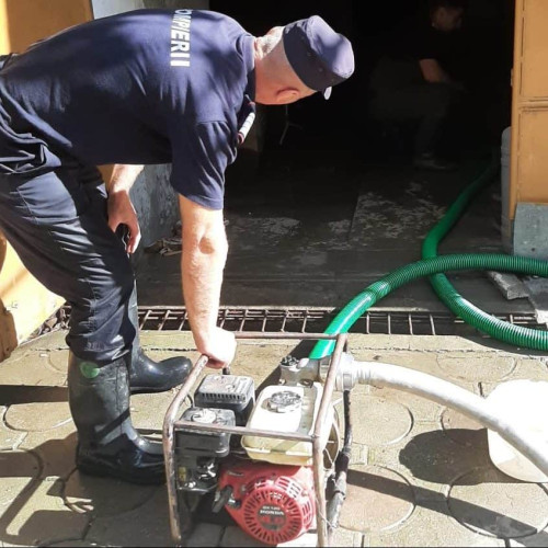 Inundații în Alba Iulia din cauza ploilor puternice