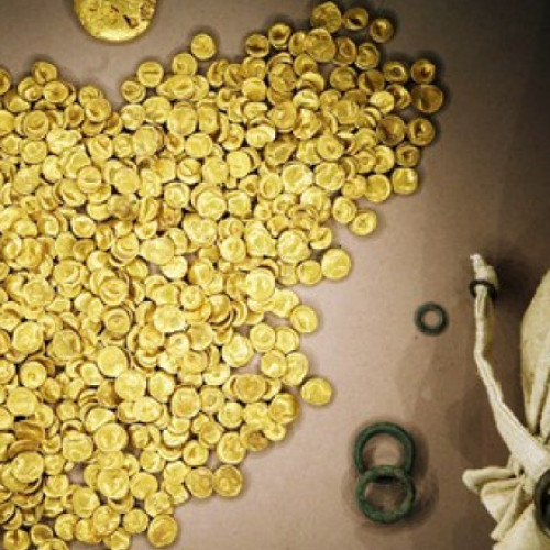 Patru germani condamnați pentru furtul unei colecții de aproape 500 de piese de aur celtic dintr-un muzeu din Bavaria