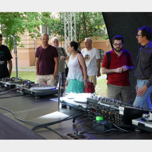 restaurare și discotecă în parcul muzeului țării crișurilor din oradea