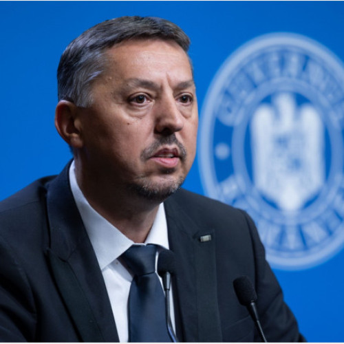 Sindicatele din învățământ cer demisia ministrului Daniel David