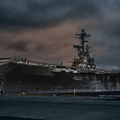 Eșec al unui experiment secreționat pentru geoinginerie solara de pe un portavion dezafectat