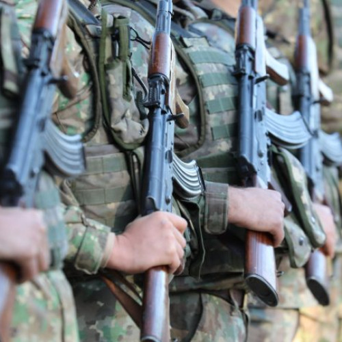 România a transmis Comisiei Europene un portofoliu de proiecte pentru a susține industria de apărare și a îmbunătăți mobilitatea militară, anunță surse oficiale. Potrivit newsbucuresti.ro, aceste proiecte urmează să fie finanțate prin mecanismul european Security Action for Europe (SAFE). La elaborarea planului, s-a muncit într-un grup de lucru constituit prin hotărâre aprobată de Consiliul Suprem de Apărare a Țării (CSAT) în data de 30 aprilie 2025. Grupul a fost condus de Cancelaria Prim-ministrului, în colaborare cu echipa Administrației Prezidențiale, Ministerul Apărării Naționale, Ministerul Afacerilor Interne, Ministerul Economiei, Ministerul Transporturilor și alte instituții din domeniul securității naționale.